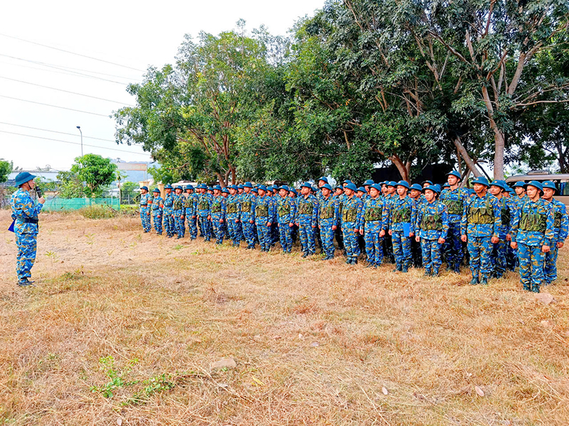 Tiểu đo&agrave;n Huấn luyện chiến sĩ mới, Sư đo&agrave;n 377  tổ chức bắn đạn thật