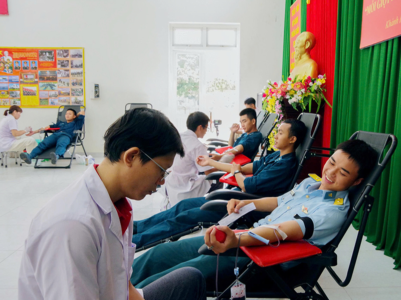 Sư đoàn 377 tổ chức hiến máu tình nguyện năm 2026
