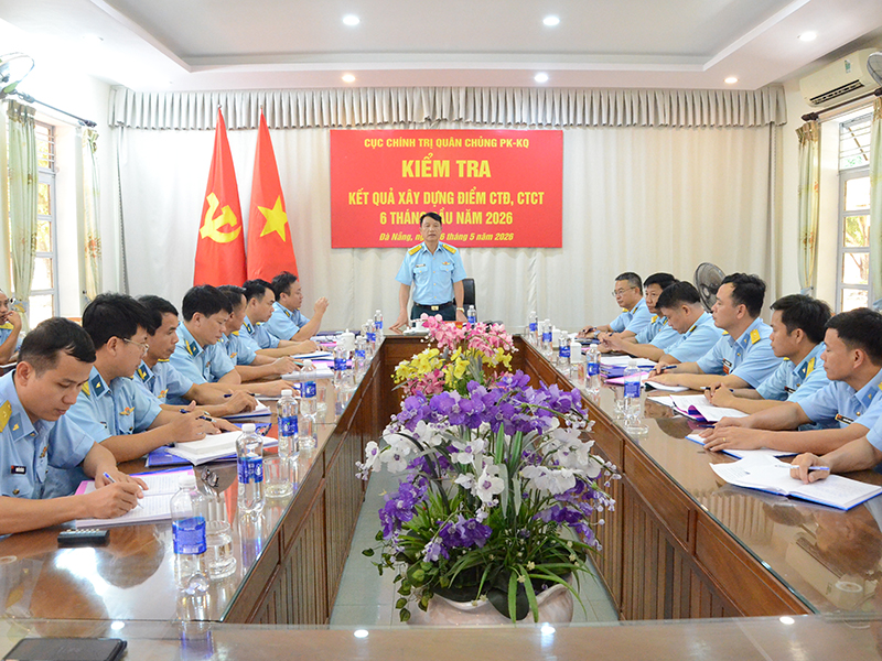 Qu&acirc;n chủng Ph&ograve;ng kh&ocirc;ng - Kh&ocirc;ng qu&acirc;n kiểm tra Trung đo&agrave;n 282 x&acirc;y dựng &ldquo;điểm&rdquo; c&ocirc;ng t&aacute;c Đảng, c&ocirc;ng t&aacute;c ch&iacute;nh trị