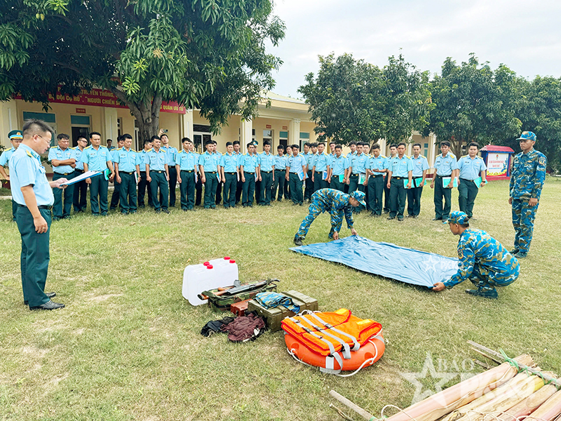 Sư đo&agrave;n 377 tập huấn nghiệp vụ cứu hộ, cứu nạn, ph&ograve;ng ch&aacute;y, chữa ch&aacute;y