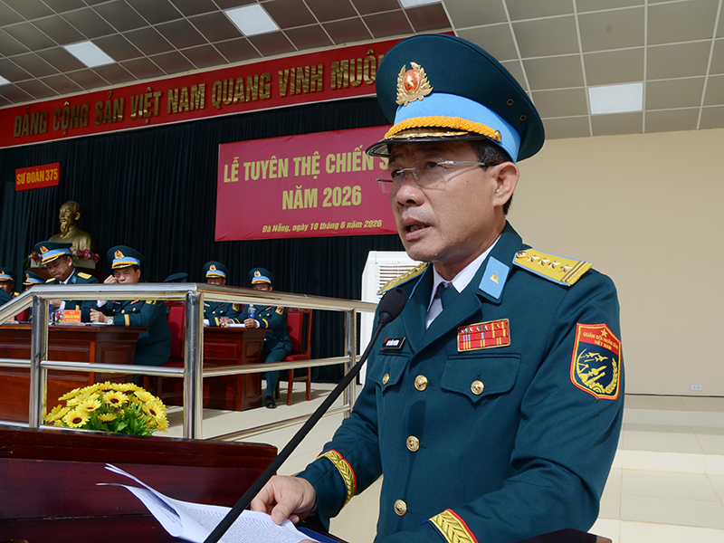 C&aacute;c đơn vị trong Qu&acirc;n chủng Ph&ograve;ng kh&ocirc;ng-Kh&ocirc;ng qu&acirc;n tổ chức Lễ tuy&ecirc;n thệ chiến sĩ mới năm 2026