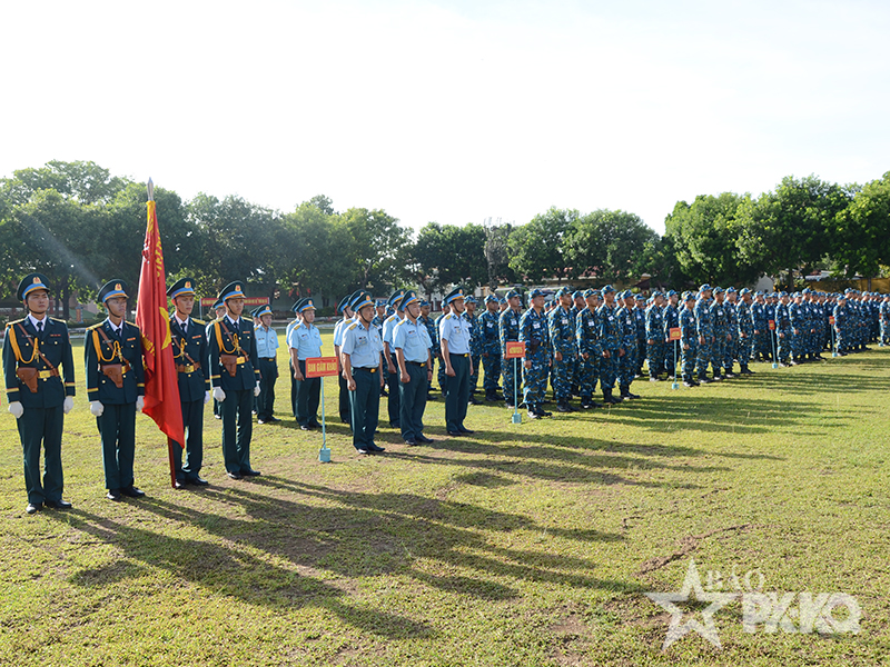 Quân chủng Phòng không - Không quân khai mạc Diễn tập, hội thao chỉ huy tham mưu có một phần thực binh kíp chiến đấu sở chỉ huy trung đoàn ra đa