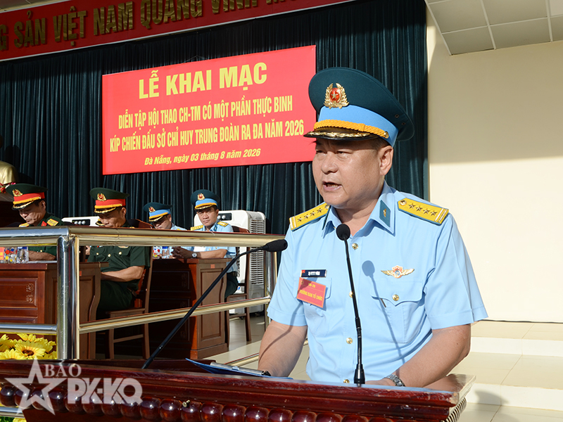 Qu&acirc;n chủng Ph&ograve;ng kh&ocirc;ng - Kh&ocirc;ng qu&acirc;n khai mạc Diễn tập, hội thao chỉ huy tham mưu c&oacute; một phần thực binh k&iacute;p chiến đấu sở chỉ huy trung đo&agrave;n ra đa