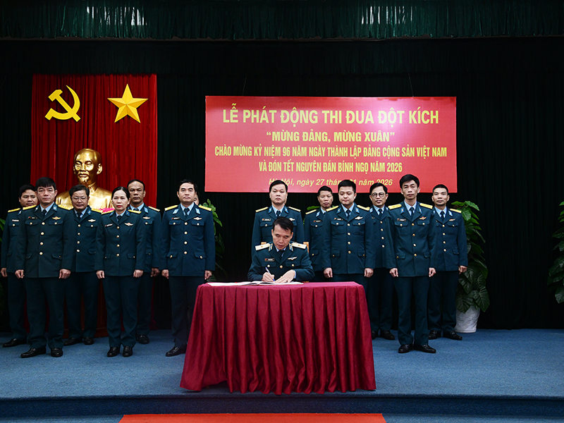 Cục Ch&iacute;nh trị Qu&acirc;n chủng Ph&ograve;ng kh&ocirc;ng - Kh&ocirc;ng qu&acirc;n ph&aacute;t động thi đua đột k&iacute;ch &ldquo;Mừng Đảng, mừng Xu&acirc;n&rdquo;