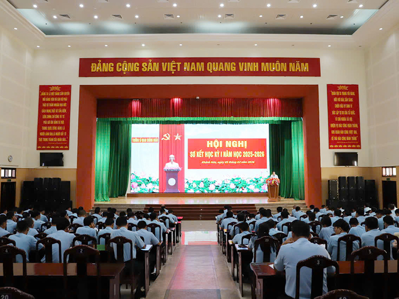 Trường Sĩ quan Kh&ocirc;ng qu&acirc;n sơ kết học kỳ I năm học 2025-2026