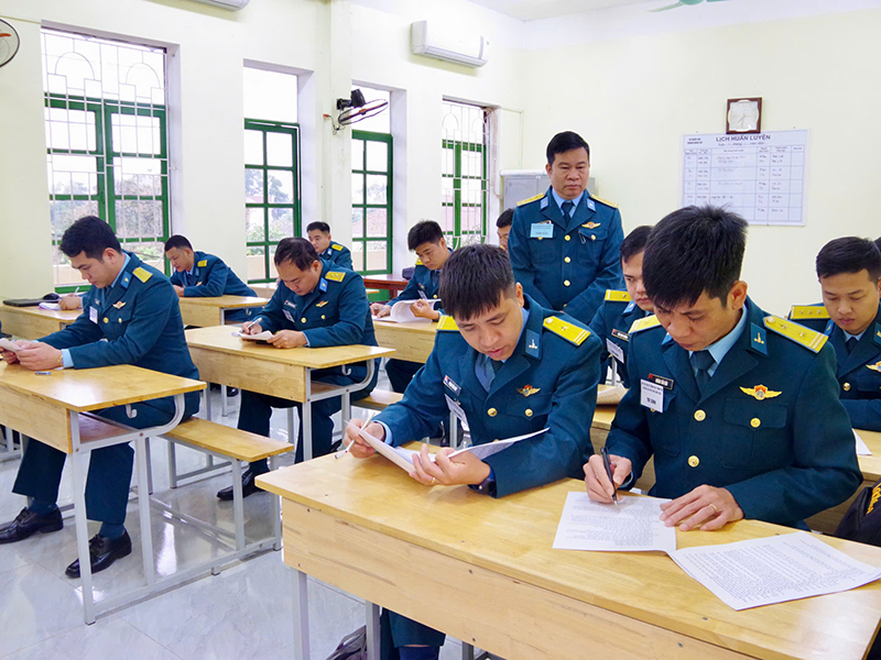 Sư đo&agrave;n 365 tổ chức hội thi c&aacute;n bộ giảng dạy ch&iacute;nh trị  v&agrave; b&aacute;o c&aacute;o vi&ecirc;n giỏi năm 2026