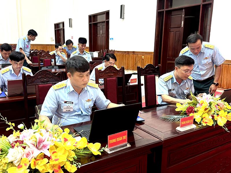 Sư đo&agrave;n 375 tổ chức Hội thi c&aacute;n bộ giảng dạy ch&iacute;nh trị v&agrave; b&aacute;o c&aacute;o vi&ecirc;n giỏi năm 2026