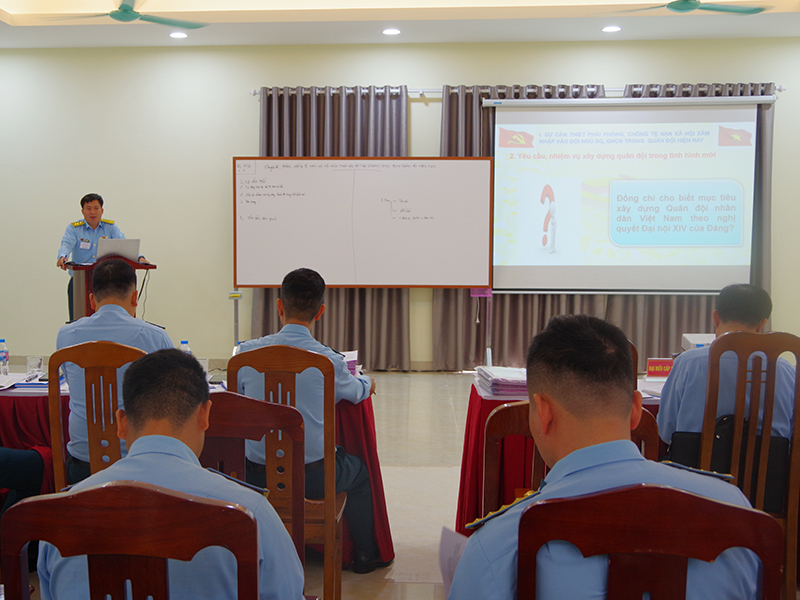 Sư đo&agrave;n 363 tổ chức Hội thi c&aacute;n bộ giảng dạy ch&iacute;nh trị v&agrave; b&aacute;o c&aacute;o vi&ecirc;n giỏi năm 2026