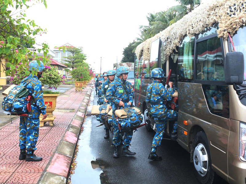 Sư đo&agrave;n 372 luyện tập chuyển trạng th&aacute;i sẵn s&agrave;ng chiến đấu  đầu giai đoạn huấn luyện 1 năm 2026