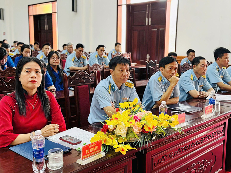 Sư đo&agrave;n 375 s&ocirc;i nổi tổ chức c&aacute;c hoạt động  hưởng ứng Ng&agrave;y S&aacute;ch v&agrave; Văn h&oacute;a đọc Việt Nam năm 2026