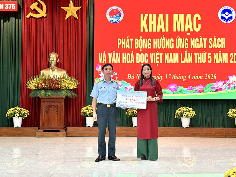 Sư đo&agrave;n 375 s&ocirc;i nổi tổ chức c&aacute;c hoạt động  hưởng ứng Ng&agrave;y S&aacute;ch v&agrave; Văn h&oacute;a đọc Việt Nam năm 2026