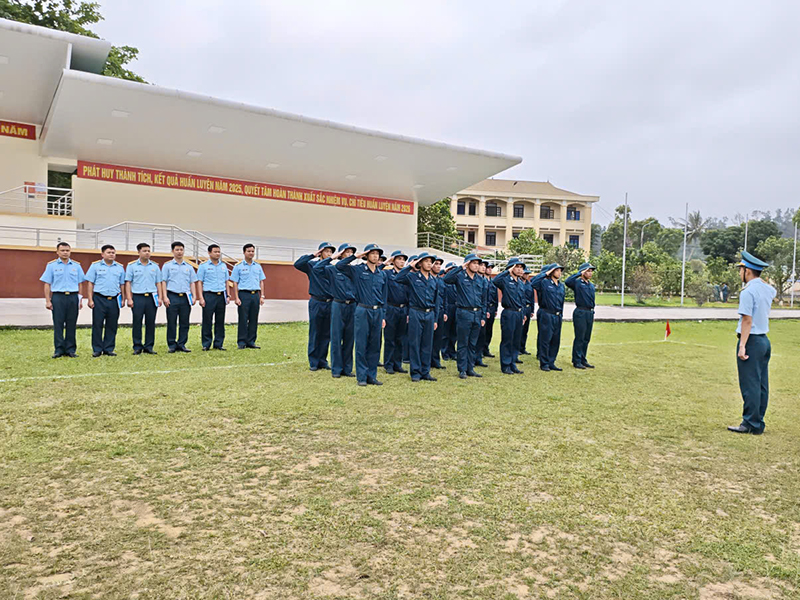 Sư đo&agrave;n 363 tập huấn c&aacute;n bộ mới ra trường năm 2026