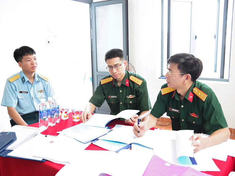 Bộ Tổng Tham mưu kiểm tra, đ&aacute;nh gi&aacute; năng lực cơ sở đo lường - chất lượng chuy&ecirc;n ng&agrave;nh xăng dầu tại Sư đo&agrave;n 372