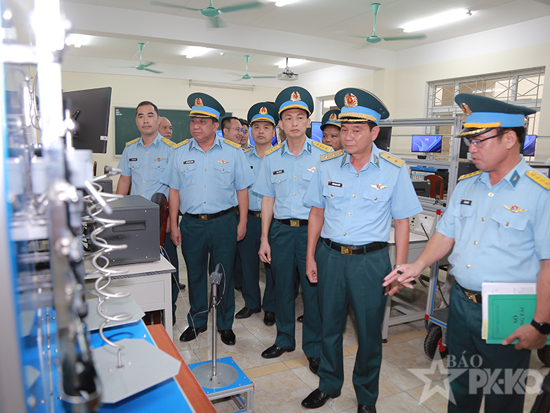 N&acirc;ng cao chất lượng đ&agrave;o tạo, đ&aacute;p ứng y&ecirc;u cầu nhiệm vụ trong t&igrave;nh h&igrave;nh mới