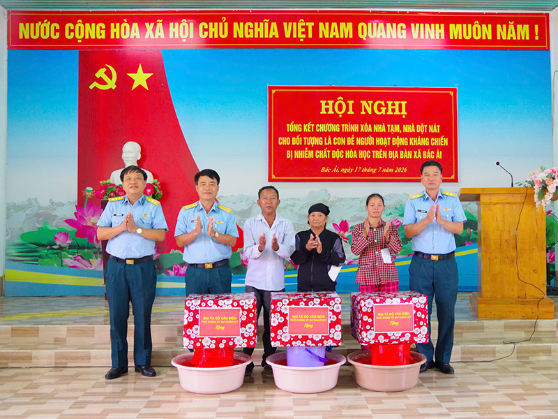 Sư đo&agrave;n 377 đẩy mạnh c&aacute;c hoạt động &ldquo;Đền ơn đ&aacute;p nghĩa&rdquo; nh&acirc;n kỷ niệm 79 năm Ng&agrave;y Thương binh - Liệt sĩ