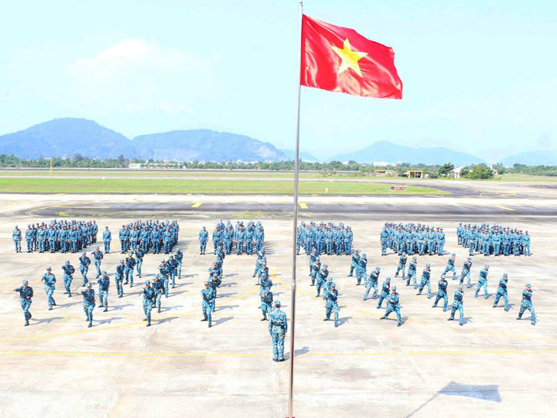 C&aacute;c đơn vị trong Qu&acirc;n chủng Ph&ograve;ng kh&ocirc;ng - Kh&ocirc;ng qu&acirc;n tổ chức Lễ ra qu&acirc;n huấn luyện năm 2026