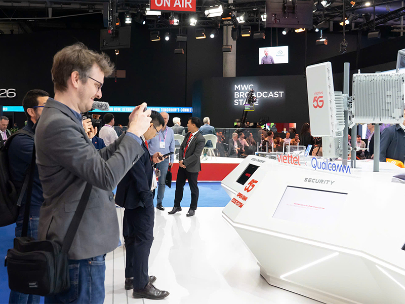 Viettel c&ocirc;ng bố th&uacute;c đẩy lộ tr&igrave;nh 6G, hướng tới thương mại h&oacute;a từ năm 2029