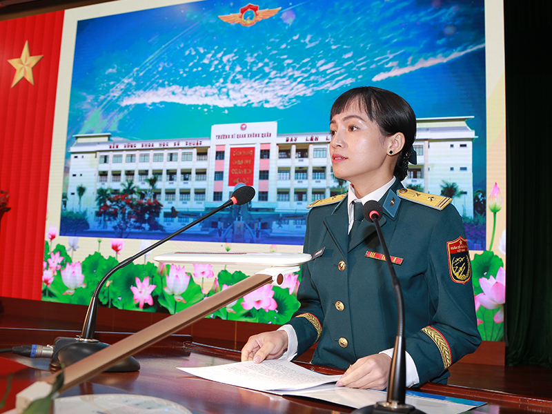 Qu&acirc;n chủng Ph&ograve;ng kh&ocirc;ng-Kh&ocirc;ng qu&acirc;n Tuy&ecirc;n dương Gương mặt trẻ ti&ecirc;u biểu, trao Giải thưởng &ldquo;S&aacute;ng tạo trẻ&rdquo; năm 2025; biểu dương gia đ&igrave;nh qu&acirc;n nh&acirc;n ti&ecirc;u biểu giai đoạn 2024-2026