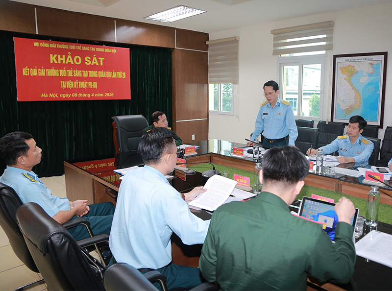 Ban Thanh ni&ecirc;n Qu&acirc;n đội khảo s&aacute;t kết quả Giải thưởng &ldquo;Tuổi trẻ s&aacute;ng tạo&rdquo; trong Qu&acirc;n đội năm 2026 tại Viện Kỹ thuật PK-KQ