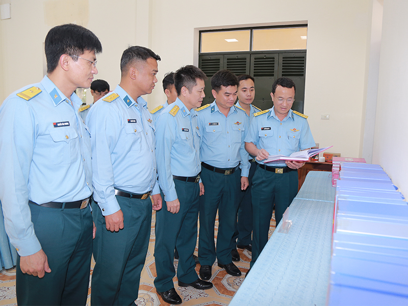 Qu&acirc;n chủng Ph&ograve;ng kh&ocirc;ng-Kh&ocirc;ng qu&acirc;n kiểm tra huấn luyện th&aacute;ng đầu năm 2026 tại Sư đo&agrave;n 361