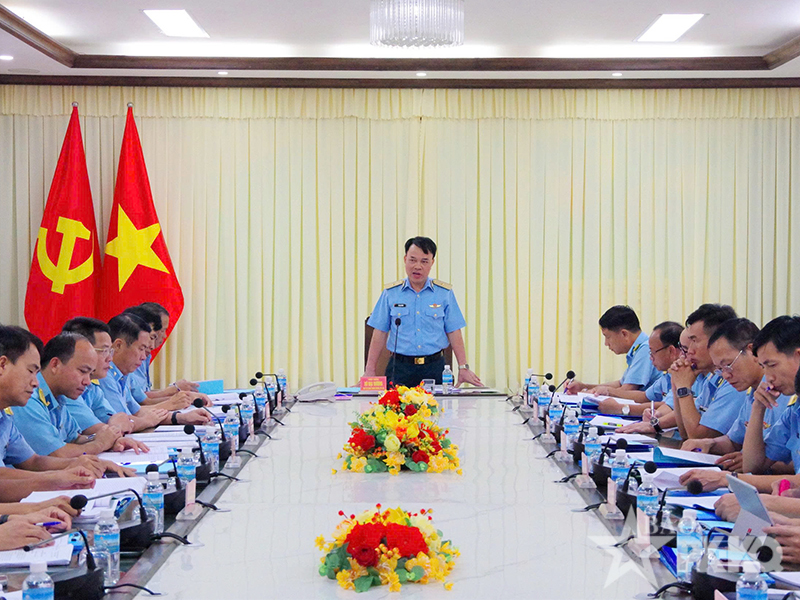 Quân chủng Phòng không-Không quân kiểm tra kết quả xây dựng đơn vị vững mạnh toàn diện “Mẫu mực, tiêu biểu” tại Sư đoàn 377