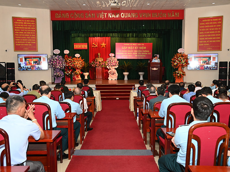 Ng&agrave;nh Xe m&aacute;y-Vận tải Qu&acirc;n chủng Ph&ograve;ng kh&ocirc;ng-Kh&ocirc;ng qu&acirc;n Gặp mặt kỷ niệm 75 năm Ng&agrave;y truyền thống Ng&agrave;nh Xe m&aacute;y-Vận tải qu&acirc;n sự