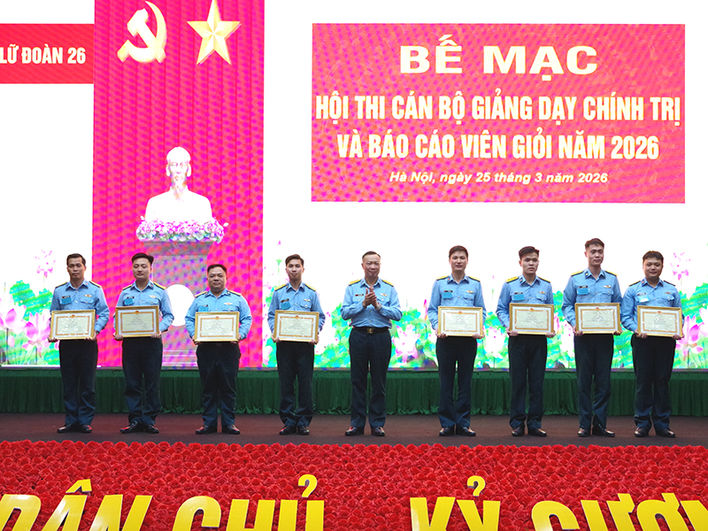 Lữ đo&agrave;n Th&ocirc;ng tin 26 tổ chức Hội thi c&aacute;n bộ giảng dạy ch&iacute;nh trị v&agrave; B&aacute;o c&aacute;o vi&ecirc;n giỏi năm 2026