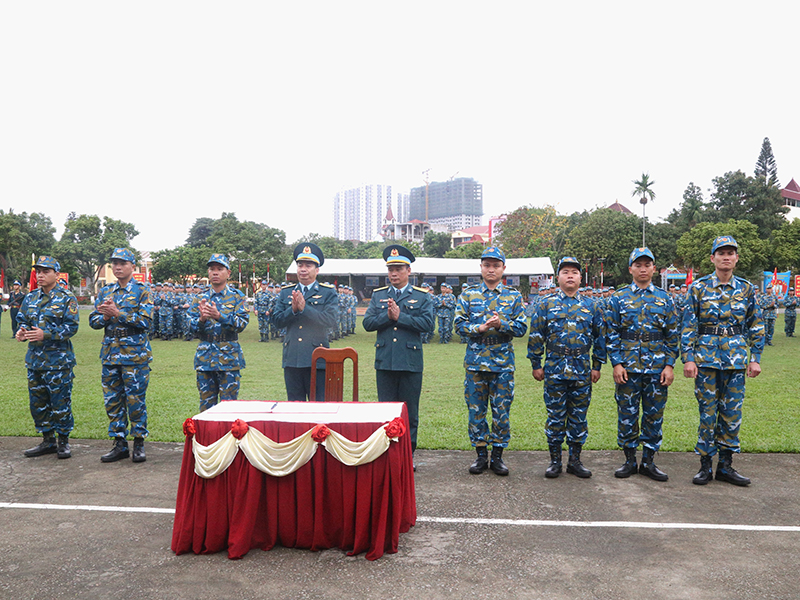 C&aacute;c đơn vị trong Qu&acirc;n chủng Ph&ograve;ng kh&ocirc;ng - Kh&ocirc;ng qu&acirc;n tổ chức Lễ ra qu&acirc;n huấn luyện năm 2026