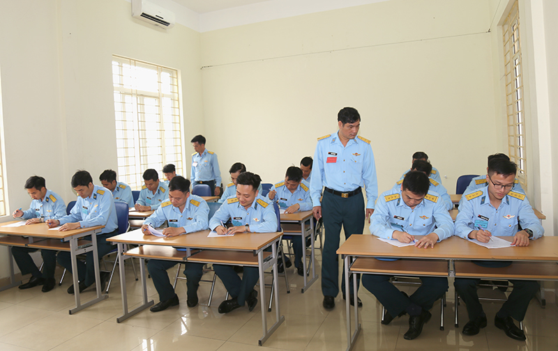 Lữ đo&agrave;n Th&ocirc;ng tin 26 tổ chức Hội thi c&aacute;n bộ giảng dạy ch&iacute;nh trị v&agrave; B&aacute;o c&aacute;o vi&ecirc;n giỏi năm 2026