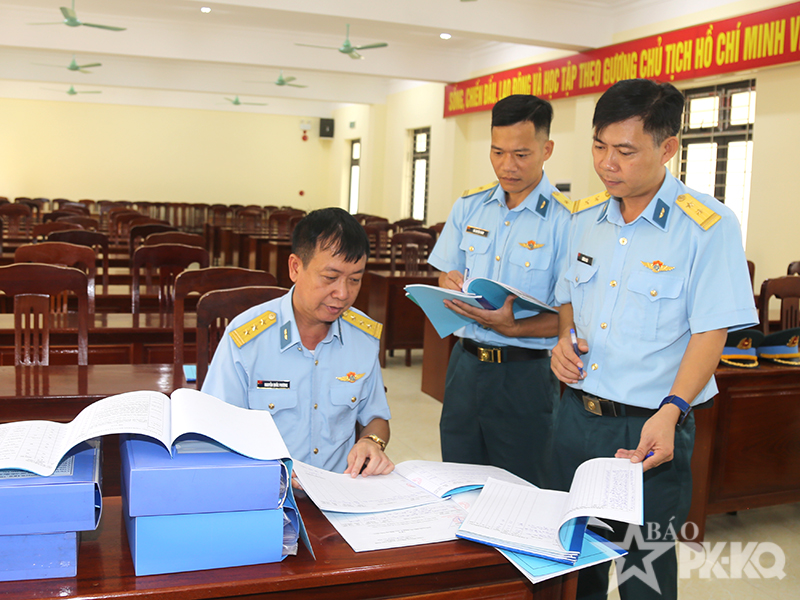 Quân chủng Phòng không-Không quân kiểm tra kết quả xây dựng đơn vị vững mạnh toàn diện “mẫu mực, tiêu biểu” năm 2026 tại Kho K333