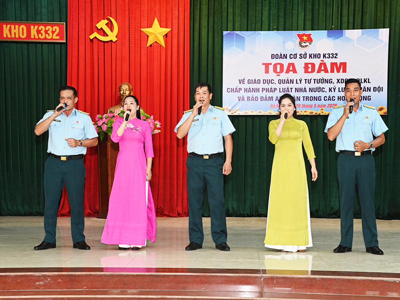 Đoàn cơ sở K332 toạ đàm về giáo dục, quản lý tư tưởng, xây dựng chính quy, quản lý kỷ luật, chấp hành pháp luật Nhà nước, kỷ luật Quân đội và bảo đảm an toàn trong các hoạt động