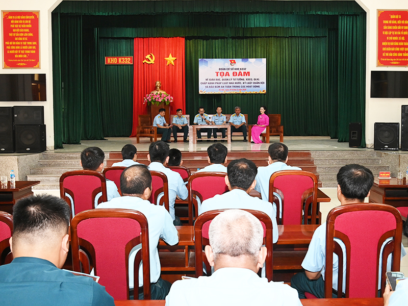 Đoàn cơ sở K332 toạ đàm về giáo dục, quản lý tư tưởng, xây dựng chính quy, quản lý kỷ luật, chấp hành pháp luật Nhà nước, kỷ luật Quân đội và bảo đảm an toàn trong các hoạt động