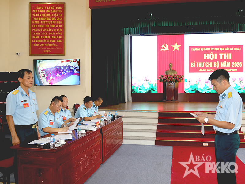 Bồi dưỡng n&acirc;ng cao tr&igrave;nh độ đội ngũ B&iacute; thư chi bộ ở Cục Hậu cần - Kỹ thuật