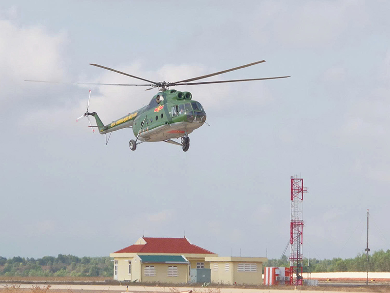 Trung đoàn 915 tổ chức thành công ban bay cán bộ sau ra quân huấn luyện năm 2026