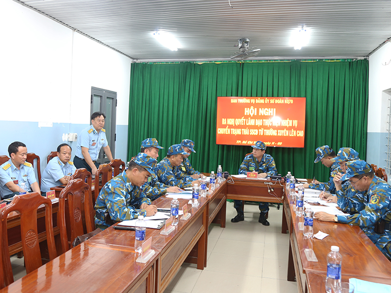 Sư đo&agrave;n 370 luyện tập chuyển trạng th&aacute;i sẵn s&agrave;ng chiến đấu đầu giai đoạn huấn luyện 1