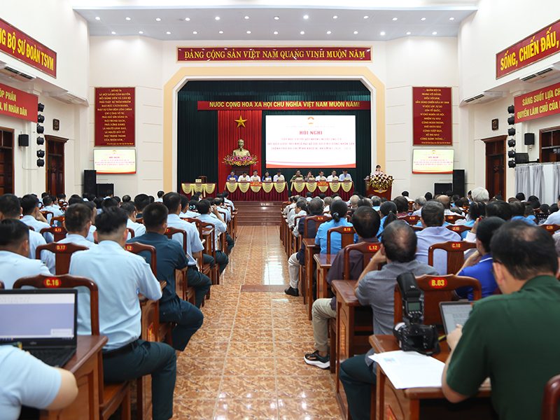 C&aacute;n bộ, chiến sĩ khối Cơ quan Sư đo&agrave;n 367 tham gia Hội nghị tiếp x&uacute;c cử tri với người ứng cử đại biểu Quốc hội v&agrave; đại biểu HĐND TP Hồ Ch&iacute; Minh