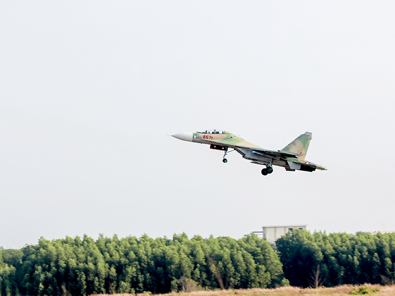 Trung đo&agrave;n 935 tổ chức th&agrave;nh c&ocirc;ng ban bay đầu Xu&acirc;n B&iacute;nh Ngọ 2026