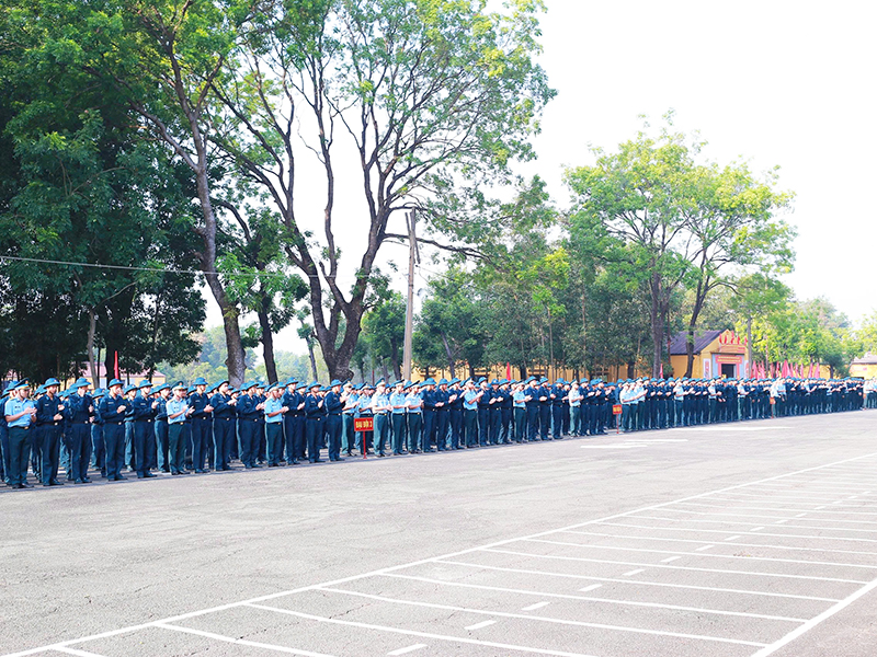 Sư đo&agrave;n 367 khai mạc huấn luyện chiến sĩ mới năm 2026