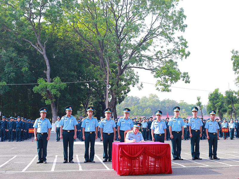 Sư đo&agrave;n 367 khai mạc huấn luyện chiến sĩ mới năm 2026