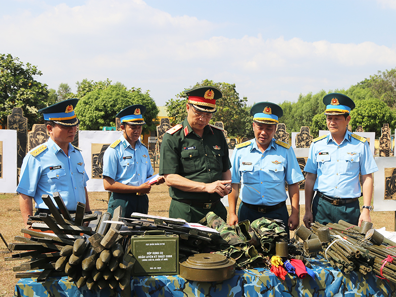 Bộ Tổng Tham mưu kiểm tra c&ocirc;ng t&aacute;c chuẩn bị huấn luyện năm 2026 đối với Sư đo&agrave;n 370