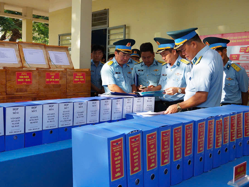 Sư đo&agrave;n 367 tổ chức tham quan x&acirc;y dựng đơn vị điểm vững mạnh to&agrave;n diện &ldquo;mẫu mưc, ti&ecirc;u biểu&rdquo; năm 2026