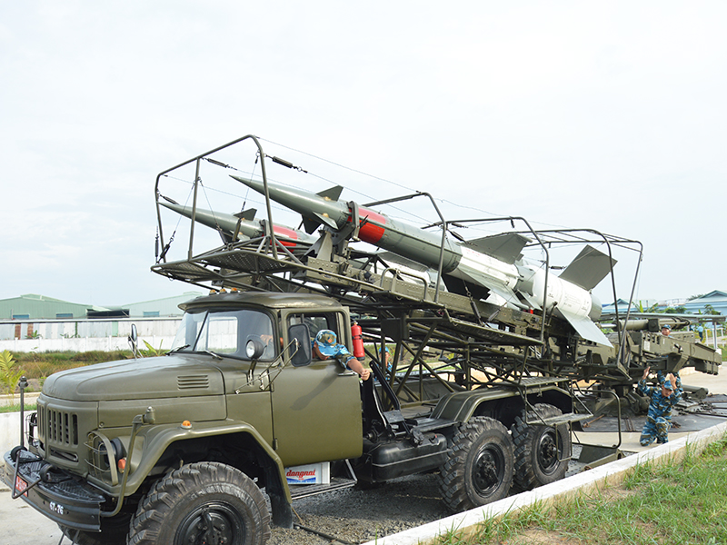 Viết tiếp bản hùng ca bảo vệ bầu trời Tổ quốc