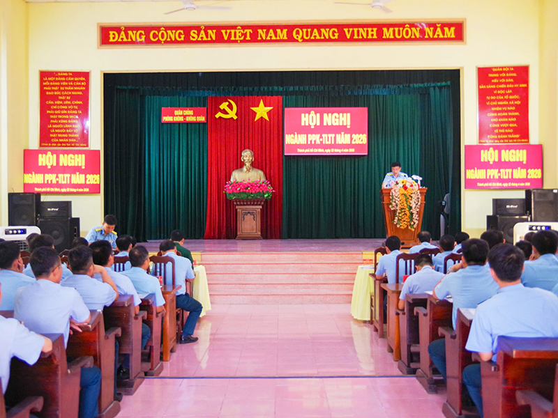 Qu&acirc;n chủng Ph&ograve;ng kh&ocirc;ng - Kh&ocirc;ng qu&acirc;n tổ chức Hội nghị ng&agrave;nh Ph&aacute;o ph&ograve;ng kh&ocirc;ng - T&ecirc;n lửa tầm thấp năm 2026