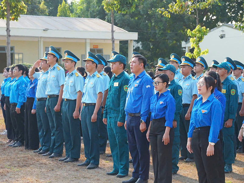Tiểu đo&agrave;n 43 phối hợp tổ chức Chương tr&igrave;nh Lễ ch&agrave;o cờ &ldquo;T&ocirc;i y&ecirc;u Tổ quốc t&ocirc;i&rdquo;