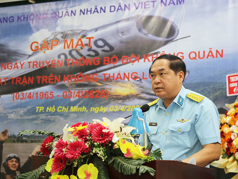 Gặp mặt kỷ niệm 61 năm ng&agrave;y Kh&ocirc;ng qu&acirc;n nh&acirc;n d&acirc;n Việt Nam ra qu&acirc;n đ&aacute;nh thắng trận đầu