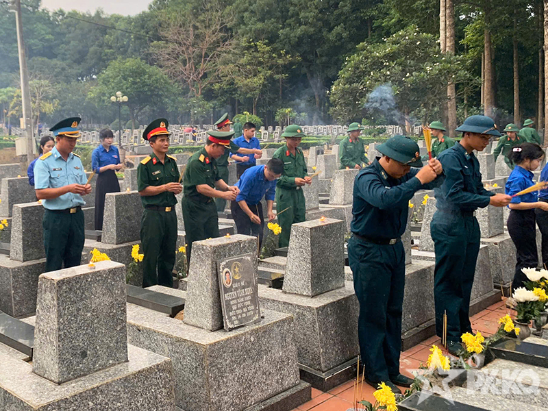 Trung đo&agrave;n 278 tổ chức c&aacute;c hoạt động tri &acirc;n c&aacute;c Anh h&ugrave;ng liệt sĩ