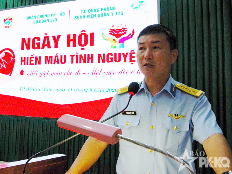 Sư đo&agrave;n 370 tổ chức Ng&agrave;y hội Hiến m&aacute;u t&igrave;nh nguyện