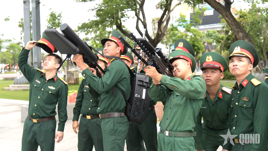 Bài 2: Làm chủ phương thức tác chiến, tổ chức huấn luyện chặt chẽ