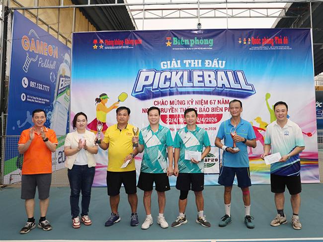 bao-phong-khong-khong-quan-tham-gia-giai-pickleball-bao-bien-phong-mo-rong-nam-2026