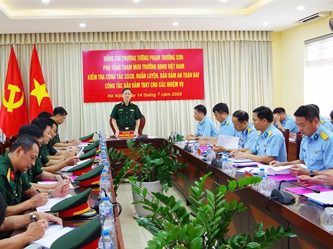 bo-tong-tham-muu-quan-doi-nhan-dan-viet-nam-kiem-tra-lu-doan-khong-quan-918